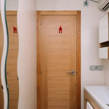 Encantador Al Lado Del Mar By